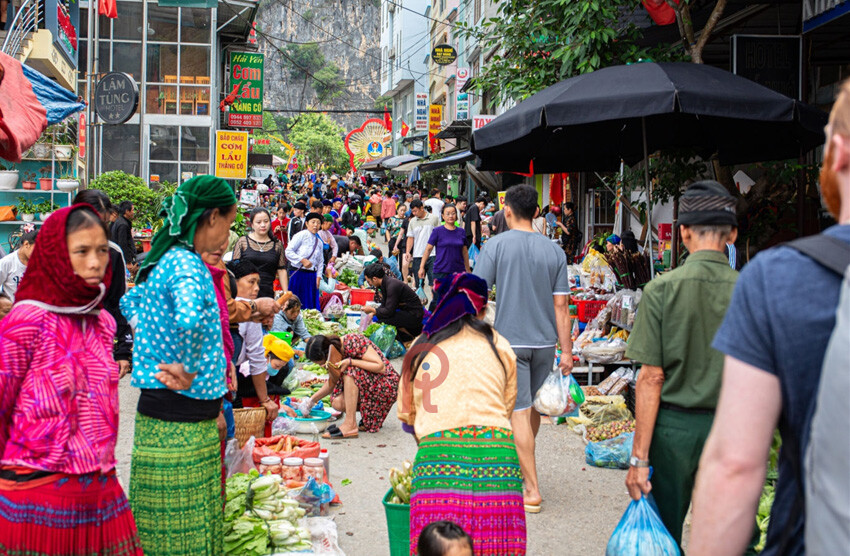 Chợ Đồng Văn