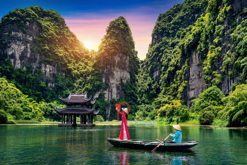 TP.HCM - HẠ LONG - NINH BÌNH - HÀ NỘI